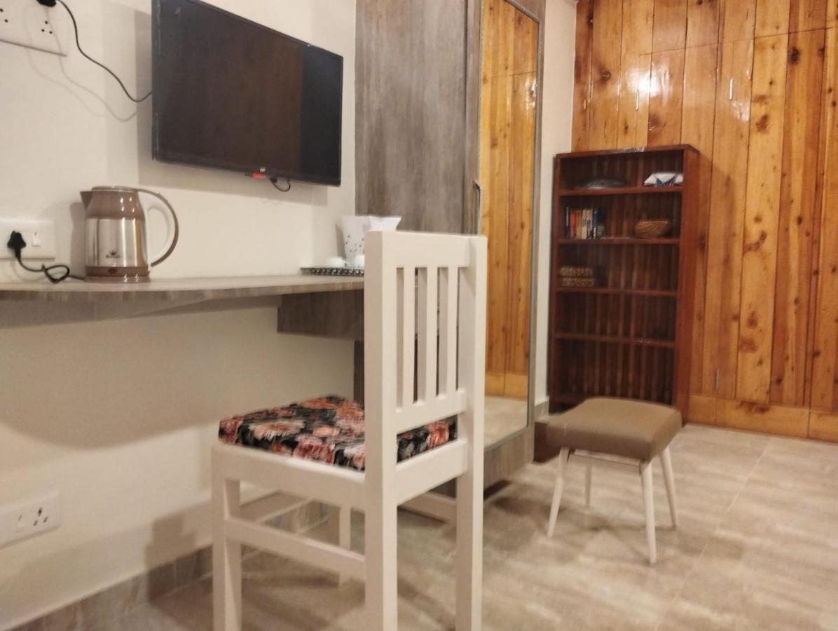 Farsal Villa Srīnagar エクステリア 写真