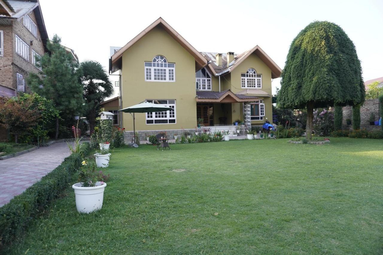 Farsal Villa Srīnagar エクステリア 写真