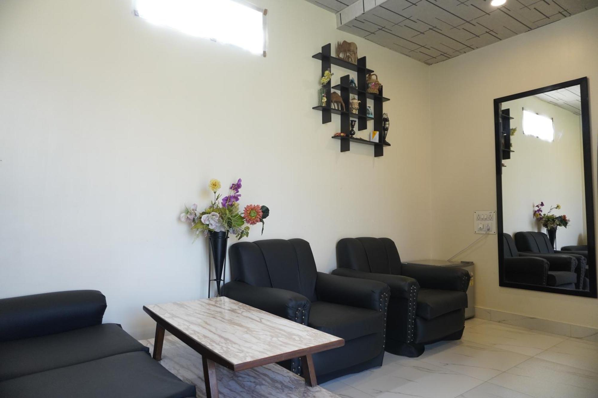 Farsal Villa Srīnagar エクステリア 写真