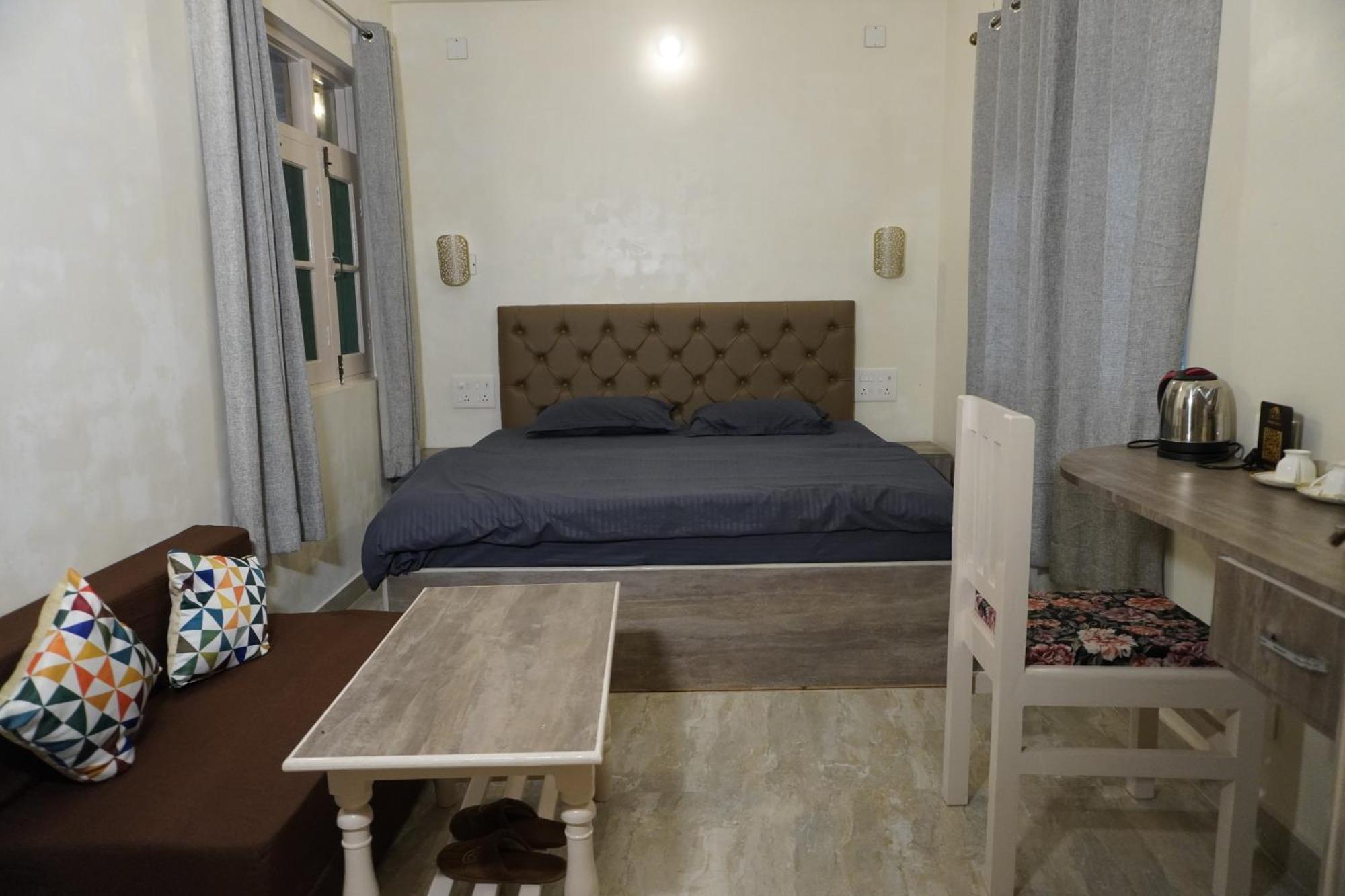 Farsal Villa Srīnagar エクステリア 写真