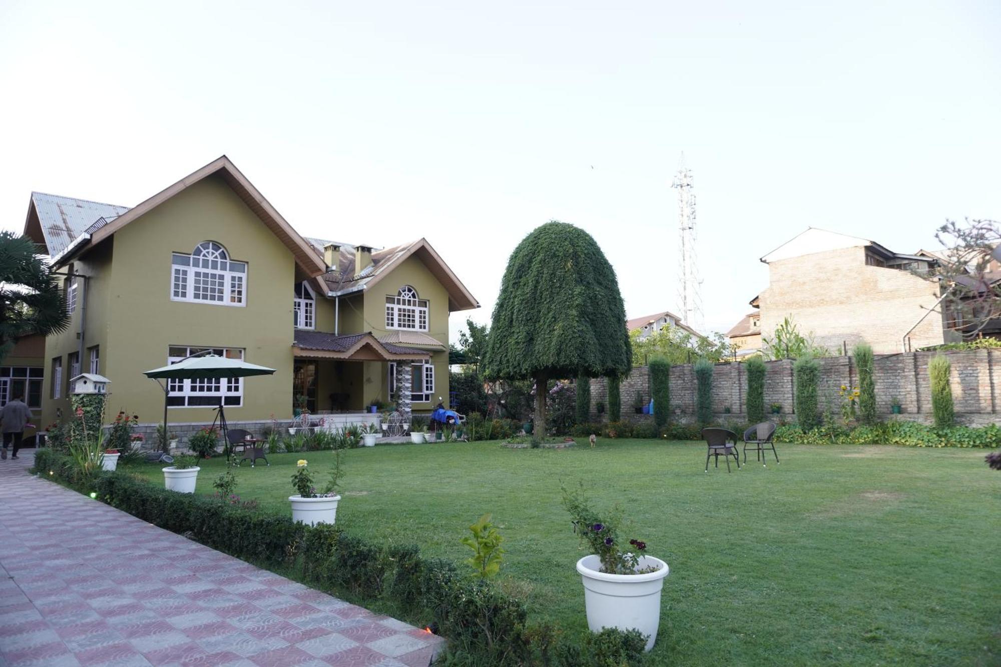 Farsal Villa Srīnagar エクステリア 写真